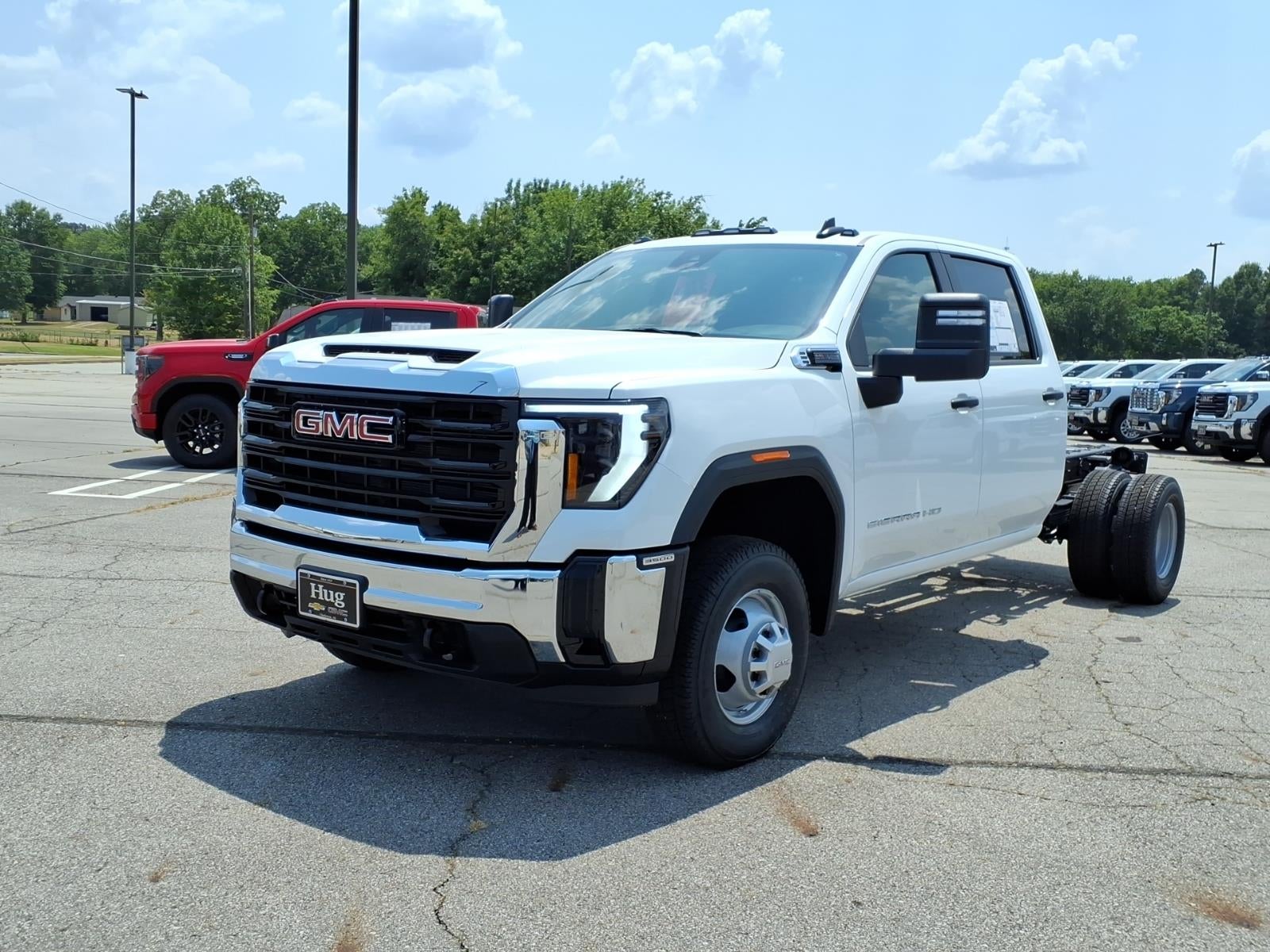 2026 GMC Sierra 3500 HD Chassis Cab Pro