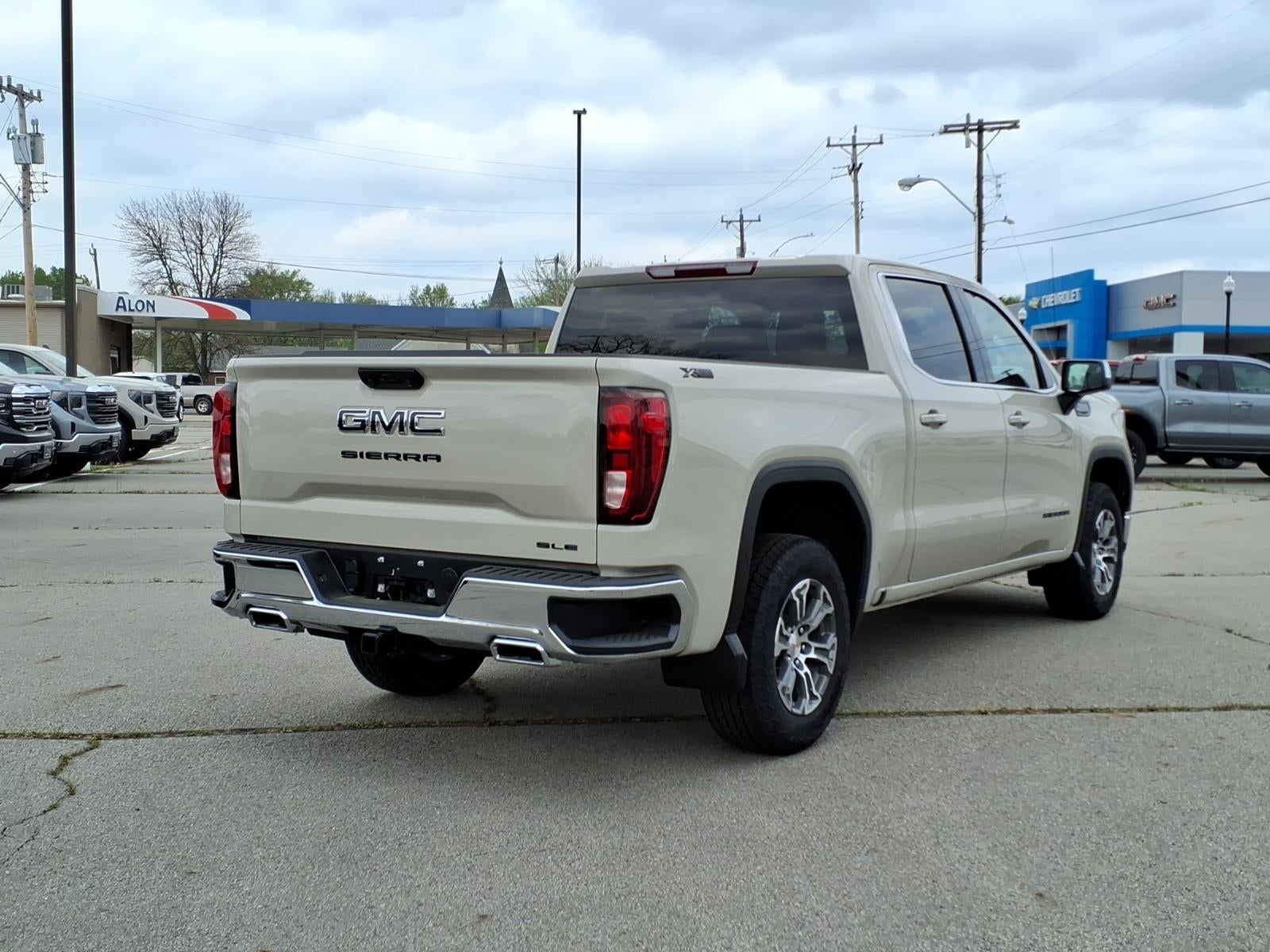 2026 GMC Sierra 1500 SLE